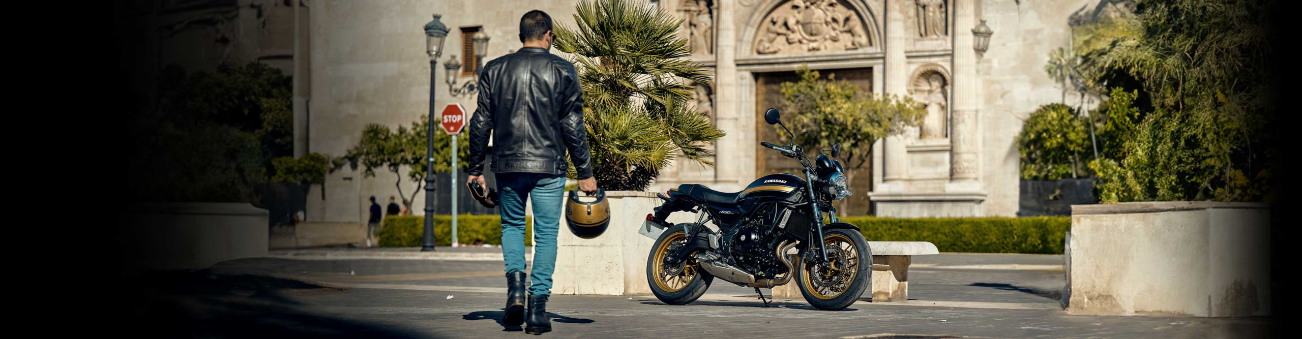 Banner Kawasaki - 1ff4433f-80f0-41a9-8306-de2a74b6484e