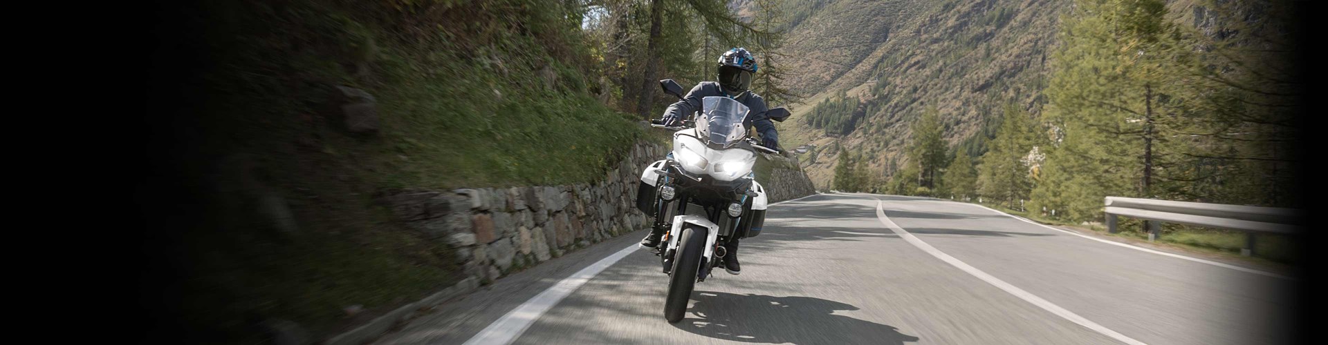 Banner Kawasaki - 630bd418-78ab-461f-958d-cb41b8b844aa