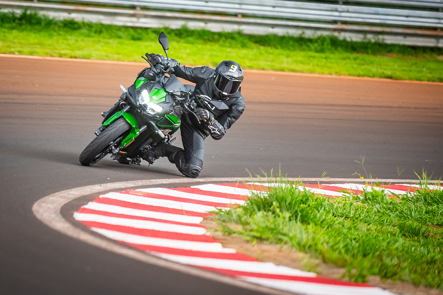 d4a1429f-fb0a-4991-bdef-19d8473e820e